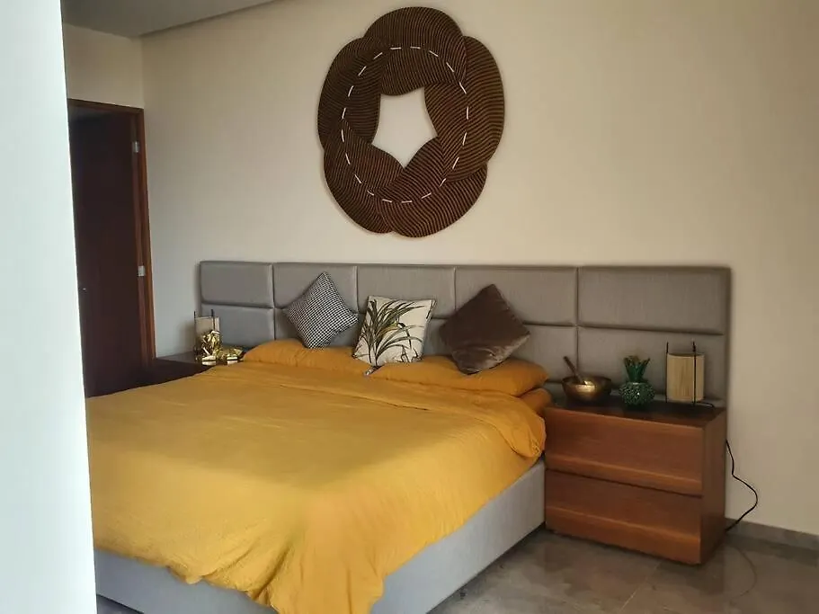 Penthouse Mannaz - Priv Pool! - 2Br location